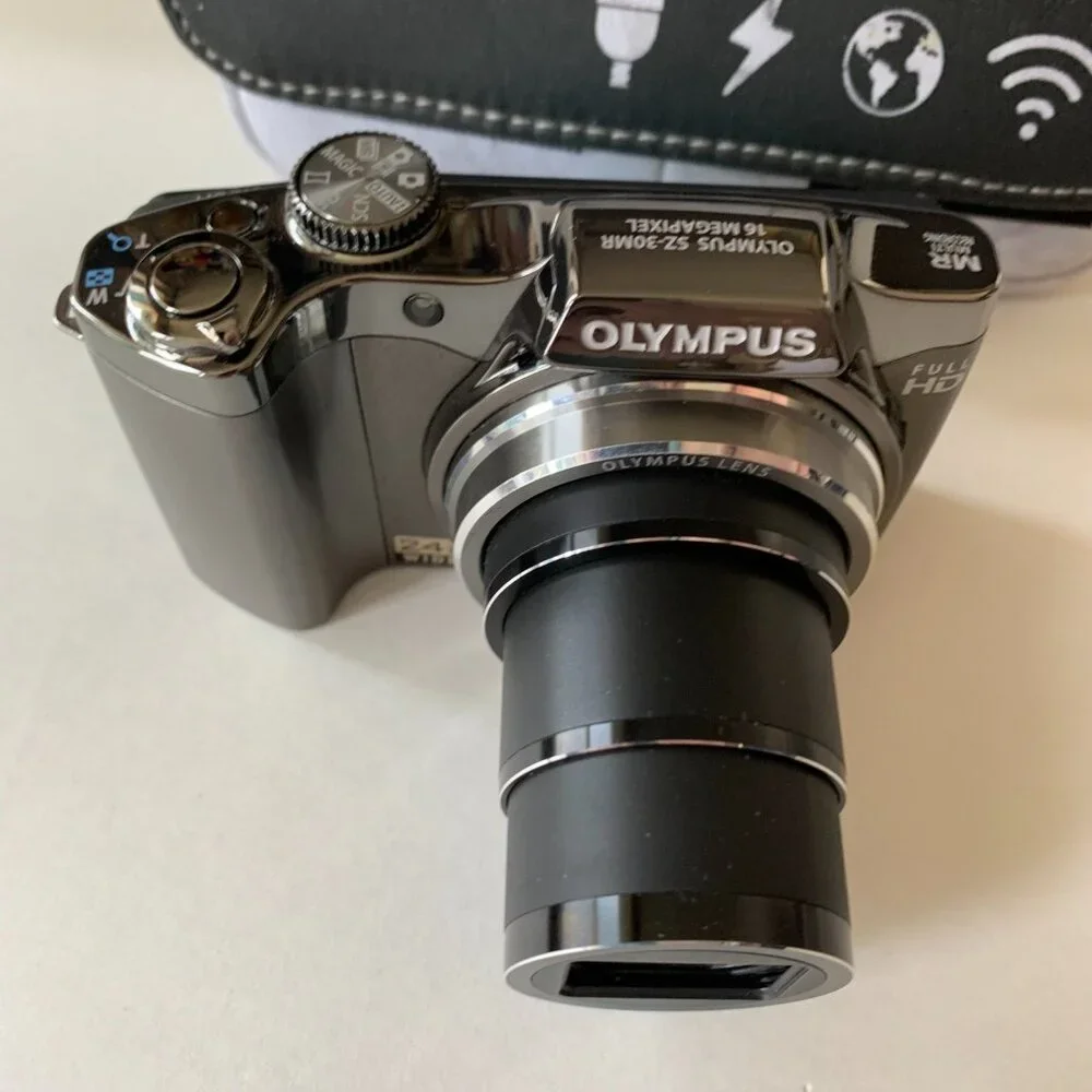 Olympus SZ-30MR 16MP 24x Optical Zoom Compact Digital Camera Battery & Case